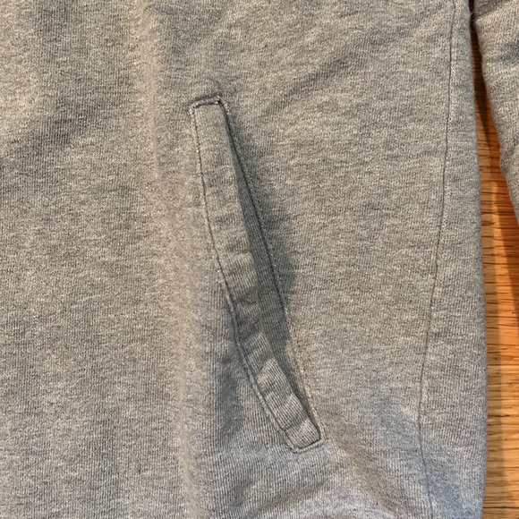 Men’s Vintage Roma Zip-up - Picture 3 of 8